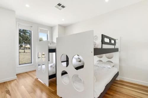 Five-Bedroom Holiday Home