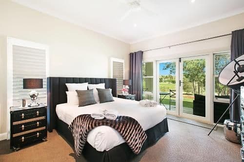 Five-Bedroom Holiday Home