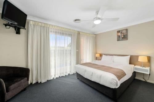 Three-Bedroom Townhouse