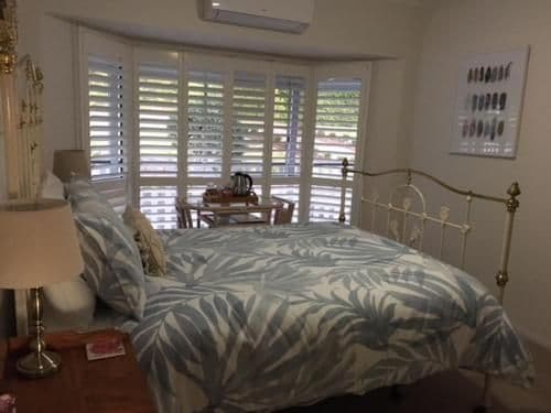 Deluxe Queen Room with Ensuite