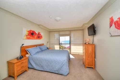 Two-Bedroom Deluxe Apartment - High Floor