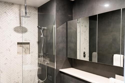 Holiday Inn & Suites - Parramatta Marsden Street, an IHG Hotel (Marsden Hotel Parramatta)1
