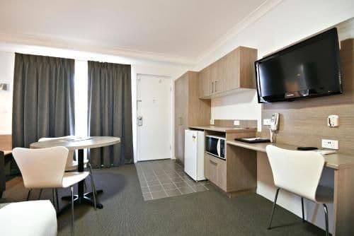 Deluxe Suite with Spa Bath