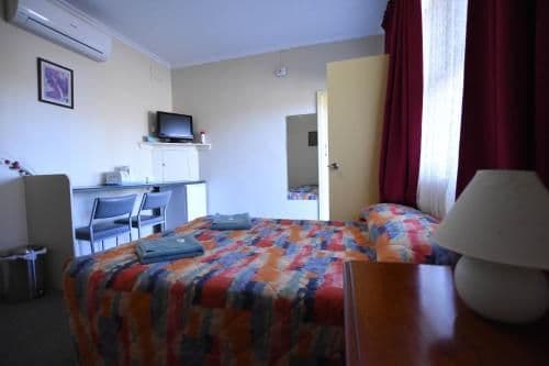 Economy Twin Room