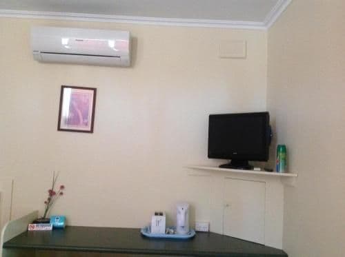 Economy Twin Room