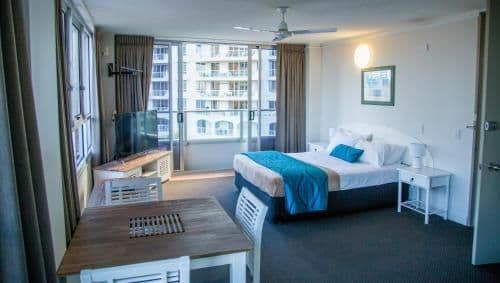 Queen Room with City View