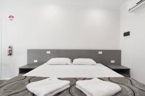 Deluxe Studio Room