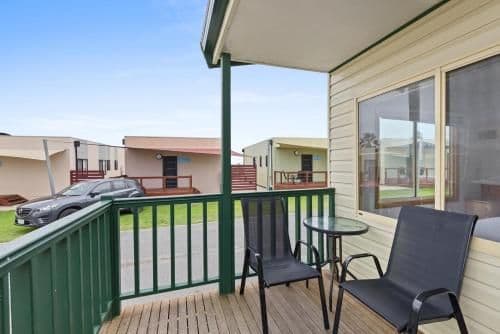 Standard 2 Bedroom Cabin - Sleeps 6