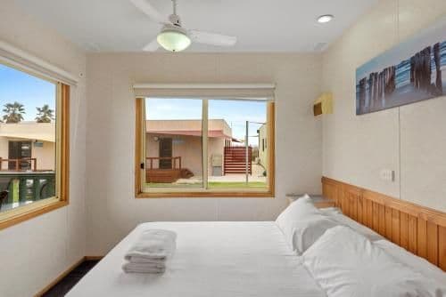 Standard 2 Bedroom Cabin - Sleeps 6