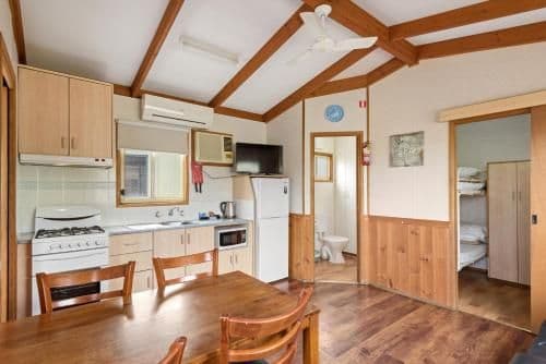 Standard 2 Bedroom Cabin - Sleeps 6