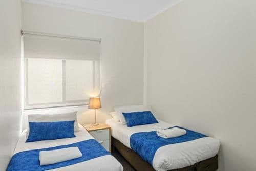 Deluxe 3 Bedroom Beach Cabin - Sleeps 6