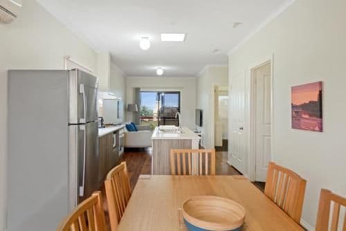 Deluxe 3 Bedroom Beach Cabin - Sleeps 6
