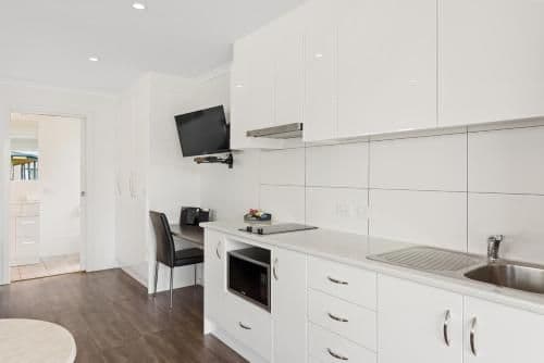Superior Studio Cabin