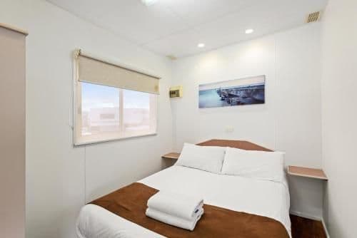 Economy Cabin - Sleeps 6