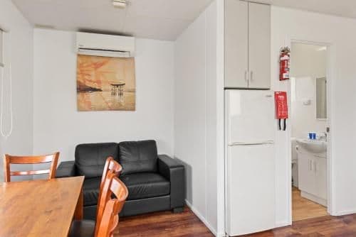 Economy Cabin - Sleeps 6
