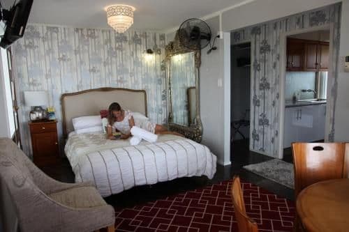 One-Bedroom Suite - Grajagan