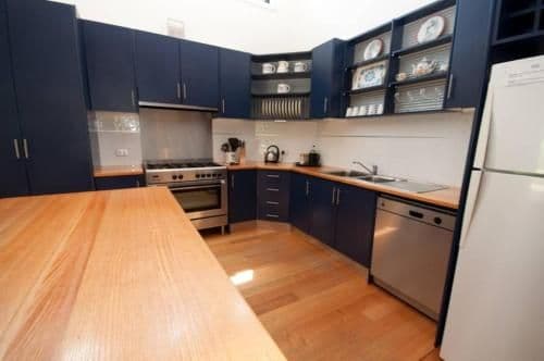 Four-Bedroom Holiday Home - Cambroe