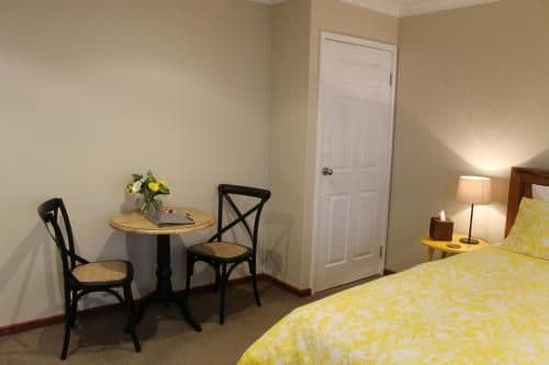 Banksia Suite with Spa Bath
