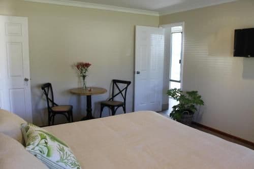 Acacia Suite