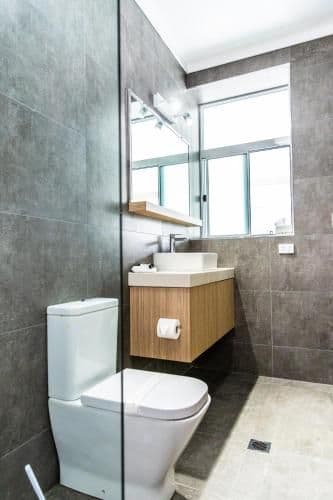 Queen Room with Private Bathroom