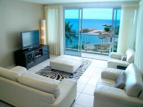 Three Bedroom Apartment - 2x Couples / 2x Kids