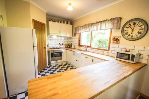 Bright Country Home1