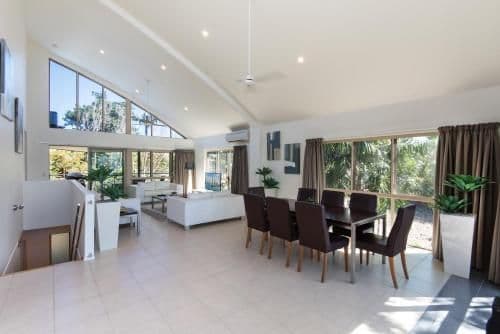 4 bedroom apartment with sea view - Apartment 5