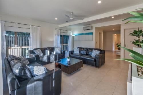 4 bedroom apartment with sea view - Apartment 6