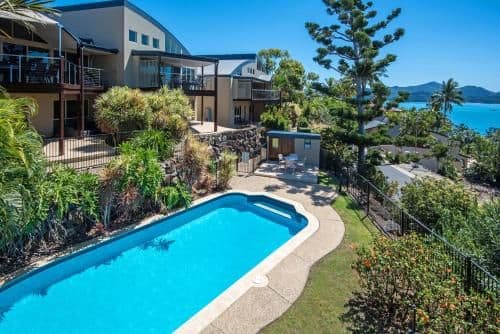 4 bedroom apartment with sea view - Apartment 1