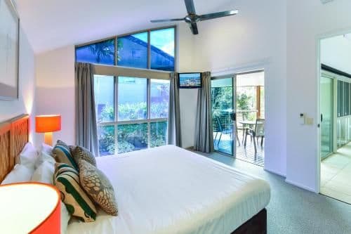 4 bedroom apartment with sea view - Apartment 4