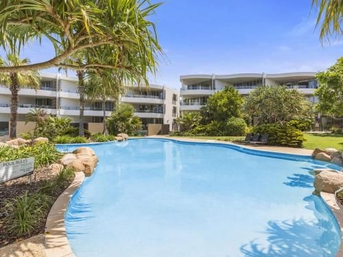 COTTON BEACH APARTMENT 35 - POOL VIEWS1
