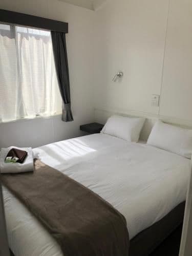 Deluxe Three-Bedroom Cabin (No Pets)