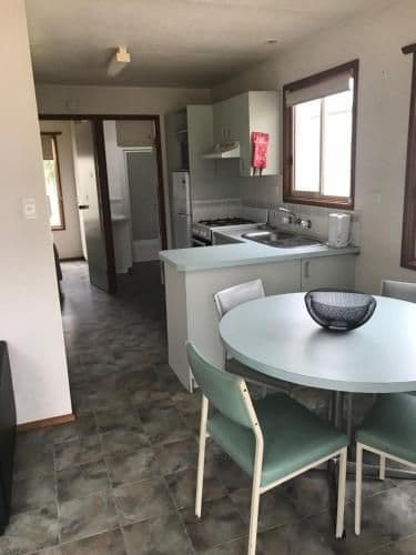 Holiday Cabin (Pet Friendly)