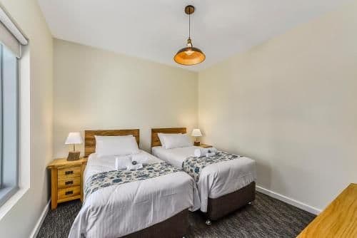 Two-Bedroom Apartment with Ocean View - Ringwood