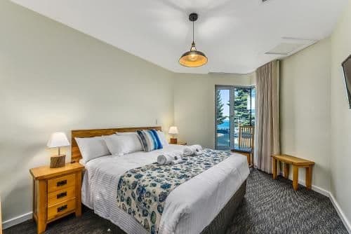 Two-Bedroom Apartment with Ocean View - Ringwood