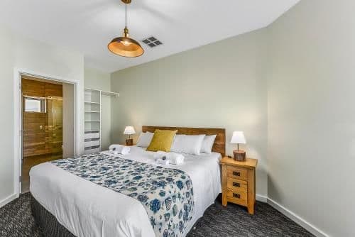 Two-Bedroom Apartment with Ocean View - Westrock