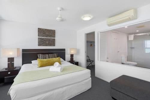 Two-Bedroom Ocean View Apartment