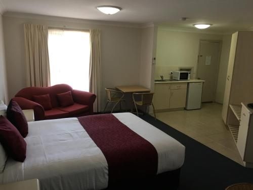 Tuckerbox Motor Inn3