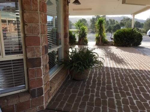 Tuckerbox Motor Inn2