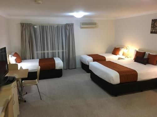 Tuckerbox Motor Inn1