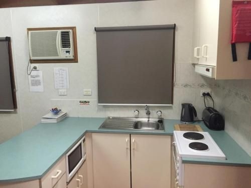 Inverloch Cabins & Apartments3
