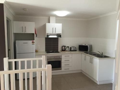 Inverloch Cabins & Apartments2