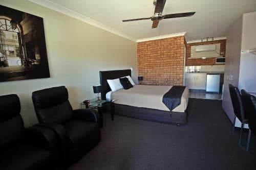Queen Room