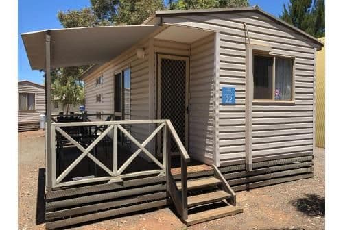 Standard 1 Bedroom Cabin - Sleeps 4