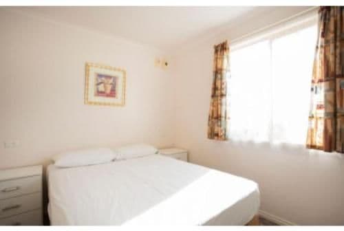 Standard 1 Bedroom Cabin - Sleeps 4