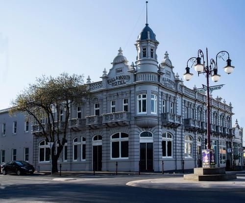 Bull and Mouth Hotel0