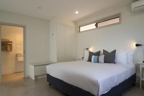 Cooper's Country Lodge0