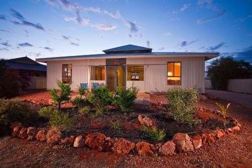 9 Skipjack Circle - Lovely Pet-Friendly Holiday Home with a Breezeway0