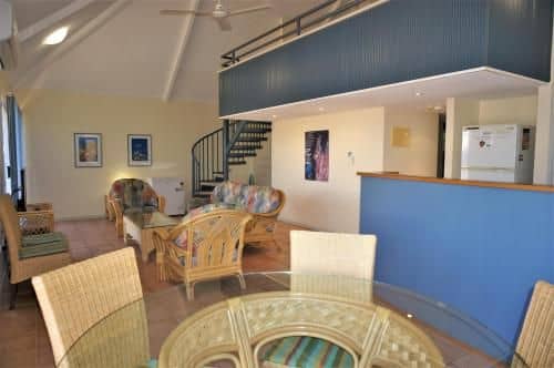 Osprey Holiday Village Unit 102 - Delightful 3 Bedroom Holiday Villa with a Pool in the Complex Osprey Holiday Village Unit 102 - Delightful 3 Bedroom Holiday Villa with a Pool in the Complex