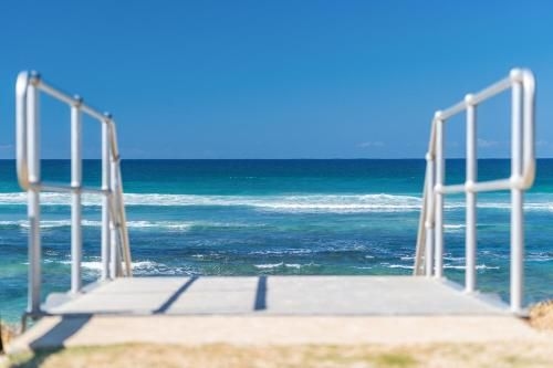 A PERFECT STAY - Sandy Feet (A Perfect Stay - Sandy Feet)3